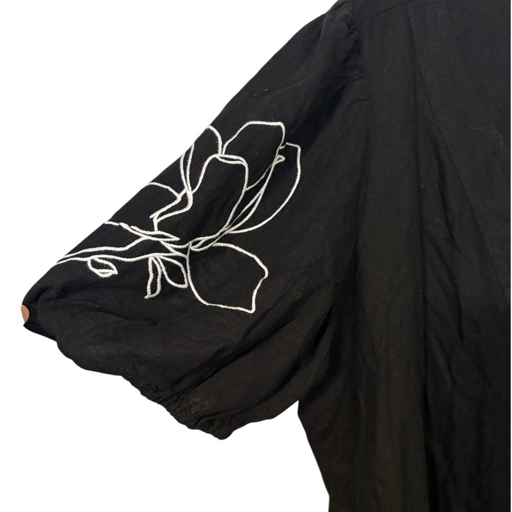 Cynthia Rowley Linen Boho Blouse Size 3X Black White Floral V-Neck Puff Sleeve - Picture 3 of 6